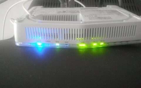 家里网络出问题了，怎么通过猫上的指示灯判断故障原因