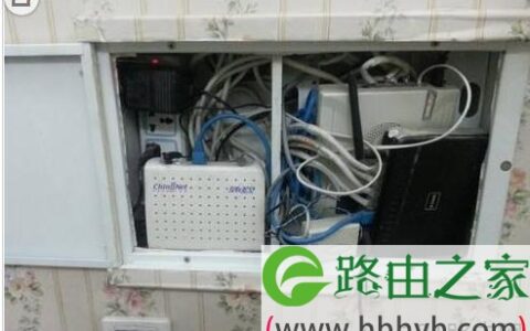 无线路由器放在弱电箱里面合适吗