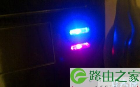 硬盘灯闪烁不停