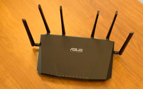 进入路由器设置页面需不需要网络？