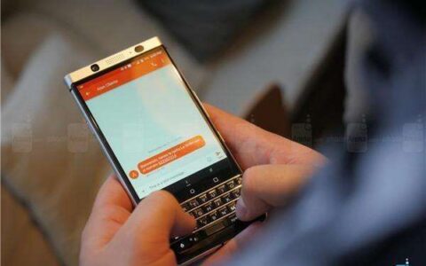 触屏+全键盘卖到3999元！黑莓KEYone综合分析值得买吗