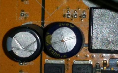 电脑键盘失灵了(电脑键盘失灵了如何打开软键盘)