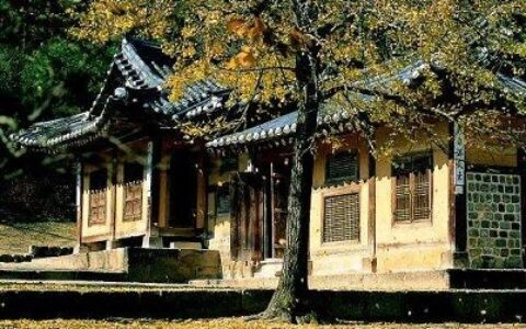 农村老房子前不能随便拍照(农村老房子前不能随便拍照嘛)