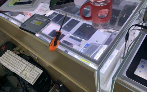 电脑一直发出异响(电脑一直发出异响怎么解决)