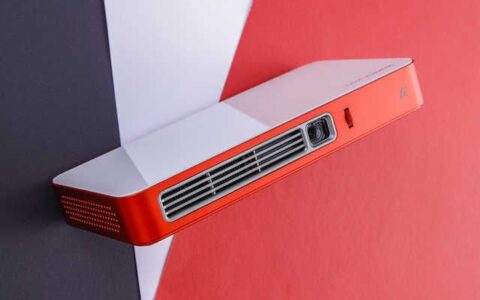 买电视还是买投影仪(买电视还是买投影仪合适)