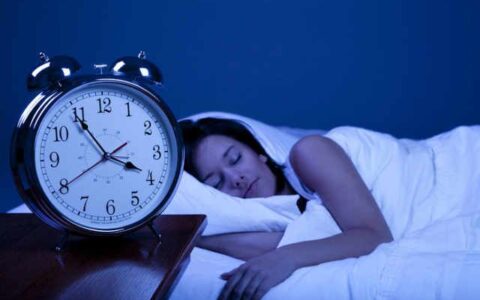 笔记本续航短差旅麻烦怎么办(笔记本续航差咋办)