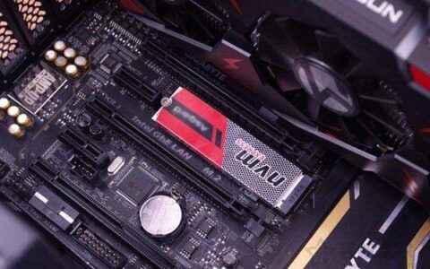 SATA接口和M.2接口的固态硬盘哪个好(固态硬盘m.2接口的好还是sata口的好)