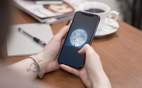 电脑上也能发朋友圈(电脑上也能发朋友圈嘛)