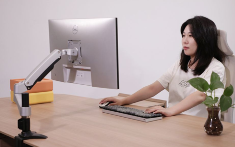 液晶显示器支架如何安装和拆卸(液晶显示器支架如何安装和拆卸图解)