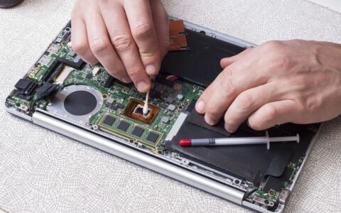 买笔记本电脑要注意什么(买笔记本电脑要注意什么事项)