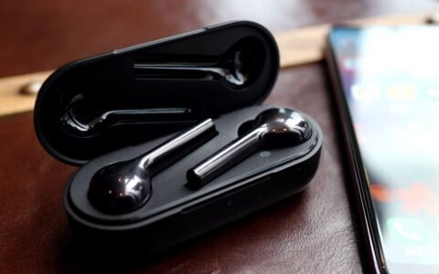 华为FreeBuds无线耳机测评(华为FreeBuds无线耳机)