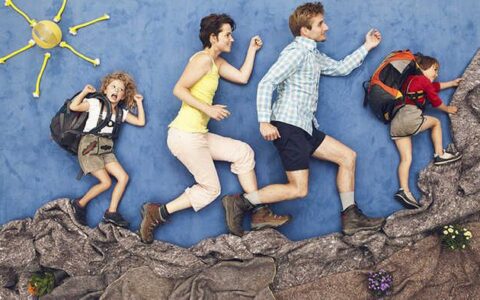 年轻人的第一台投影怎么选(年轻人的第一台投影怎么选好)