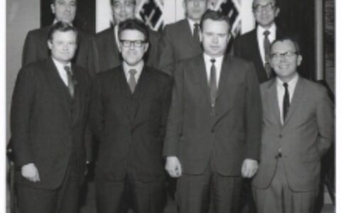 发明世界第一台电脑核心人物(世界第一台电脑谁发明)